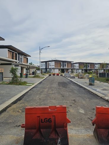 As of Apr 2025 – The Road Serving The Said Parcel Works In Progress.