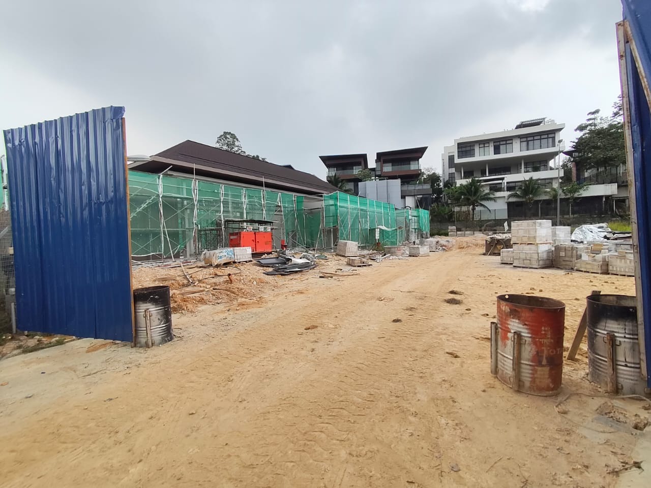 Forestree as at 31/01/2026 - The roofing, electrical wiring, plumbing (without fittings) and internal telecommunication trunking and cabling to the said Building in progress.